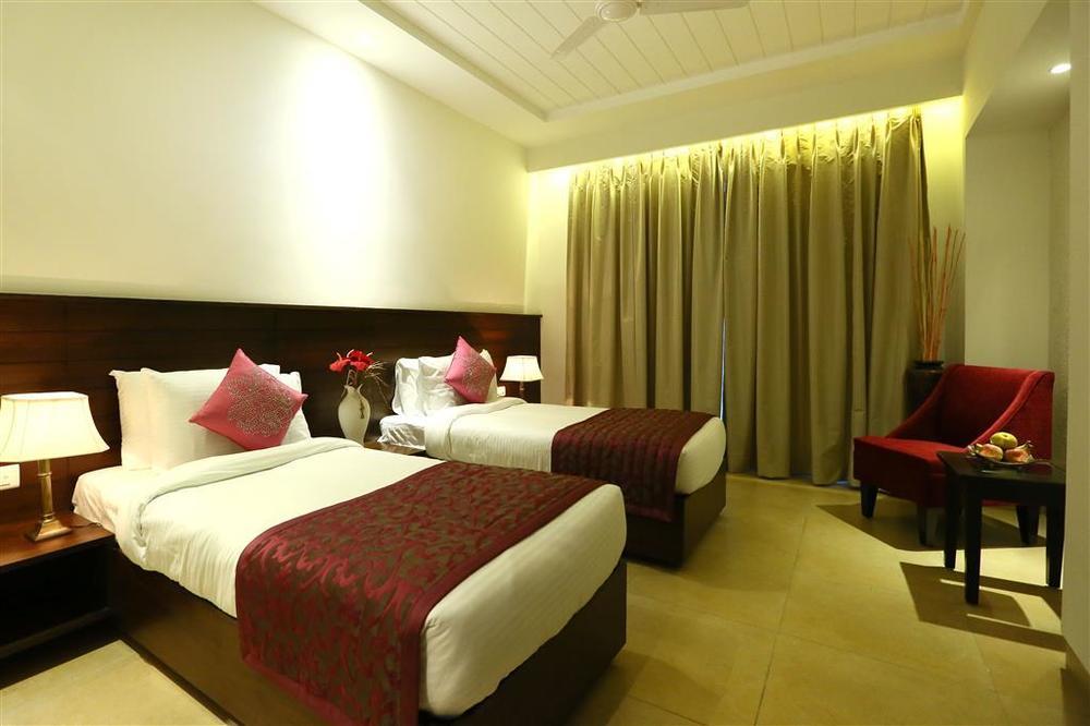 Best Western Country Woods Ambāla 部屋 写真