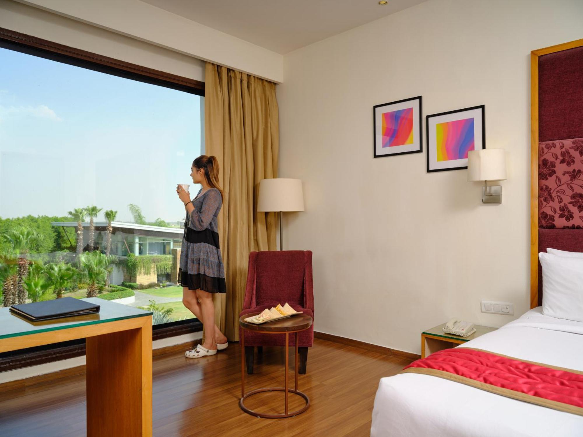 Best Western Country Woods Ambāla エクステリア 写真