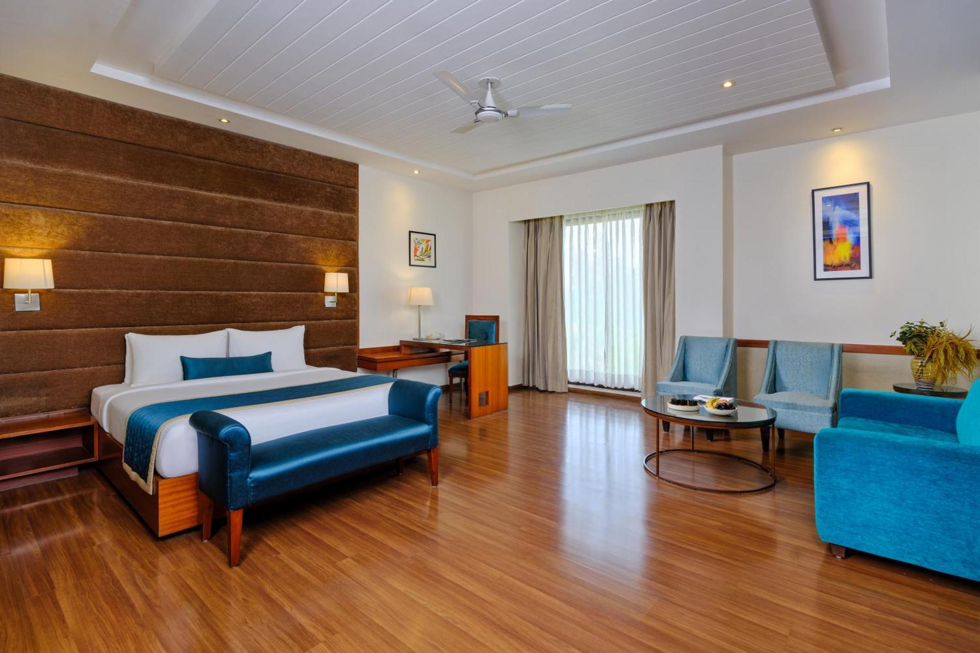 Best Western Country Woods Ambāla エクステリア 写真